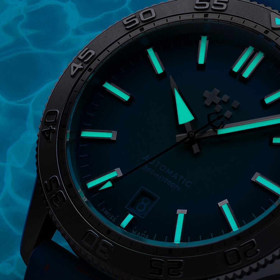c60 atoll 300 christopher ward
