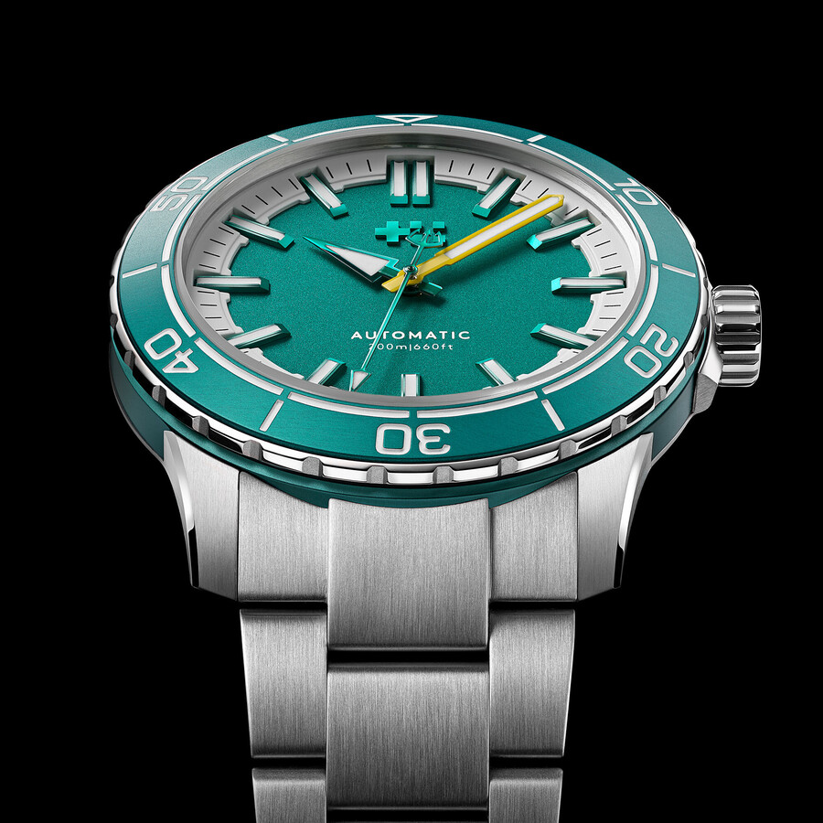 c60 trident reef christopher ward
