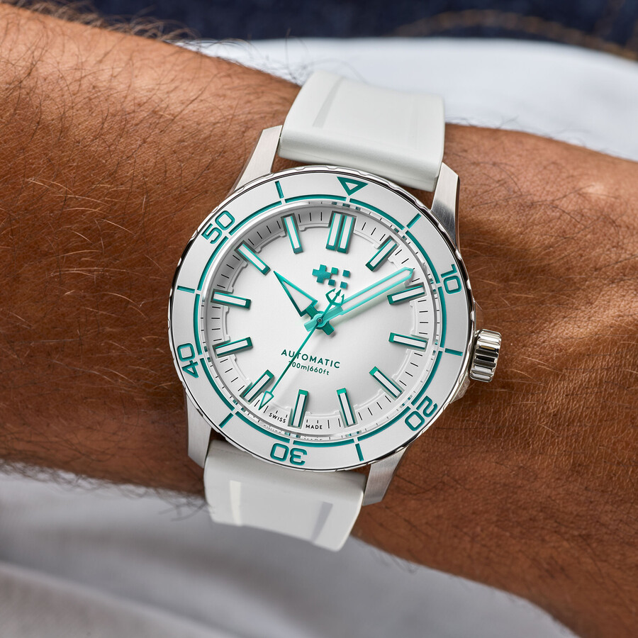c60 trident reef christopher ward