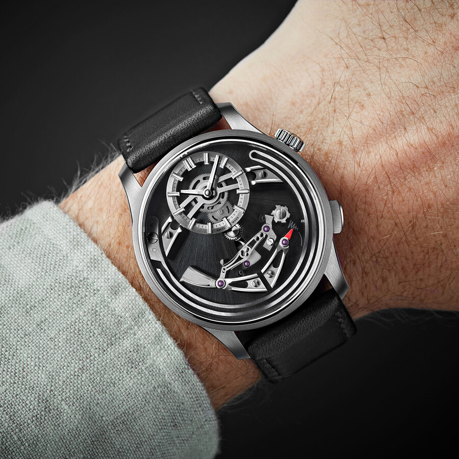 vacona leer christopher ward