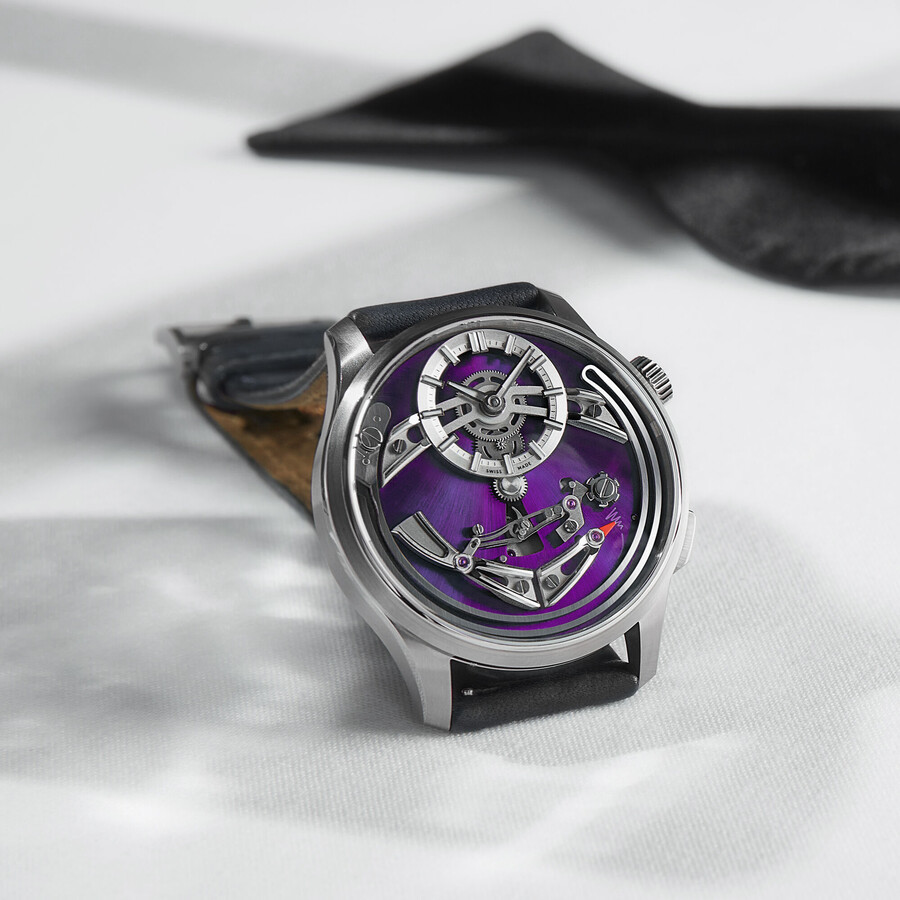 vacona leer christopher ward